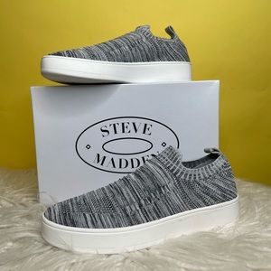 Steve Madden Womens Size 9 Sneaker